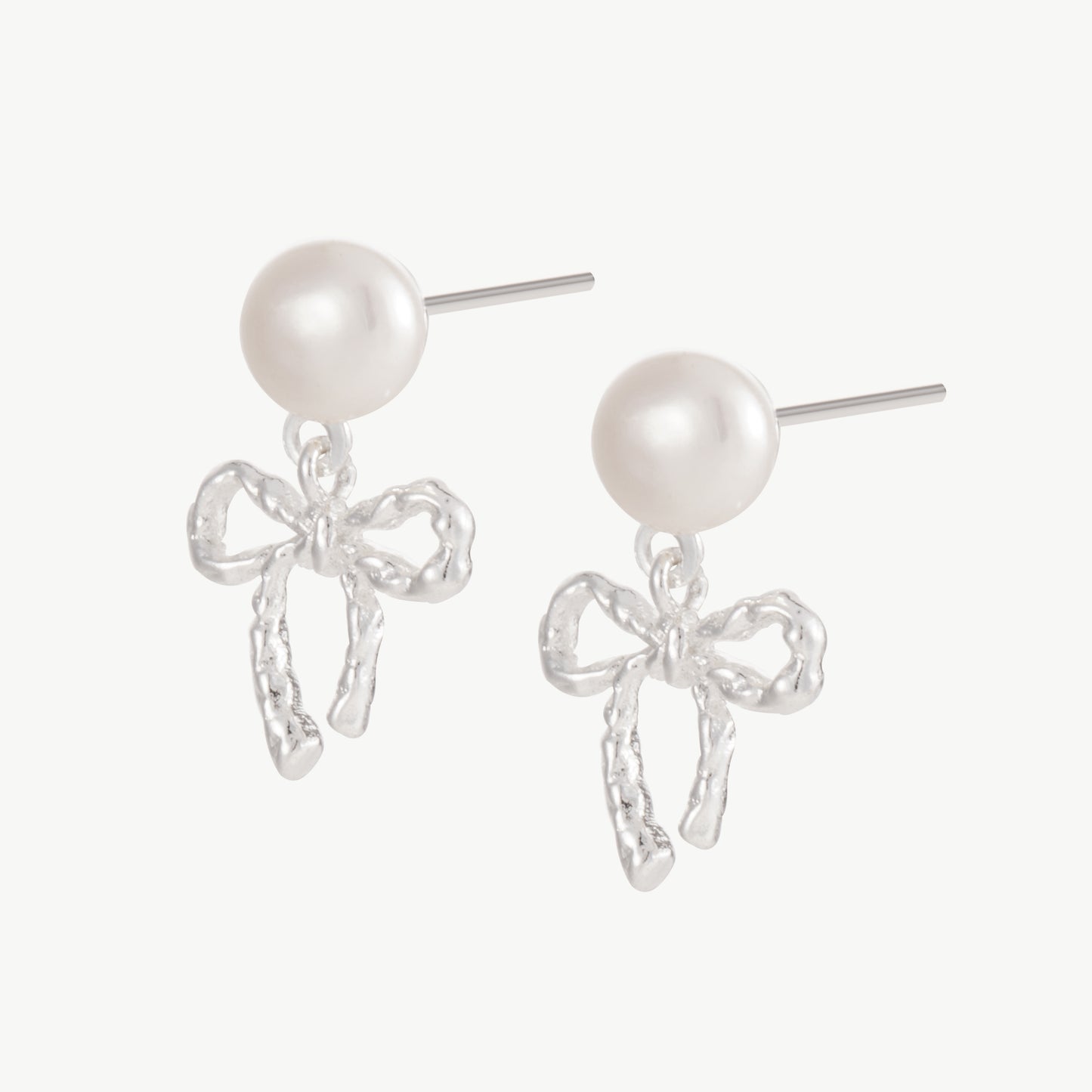 Bow earrings