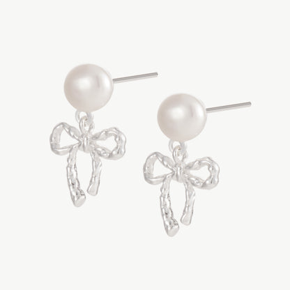 Bow earrings