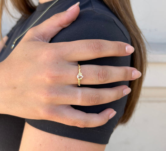 Linda ring