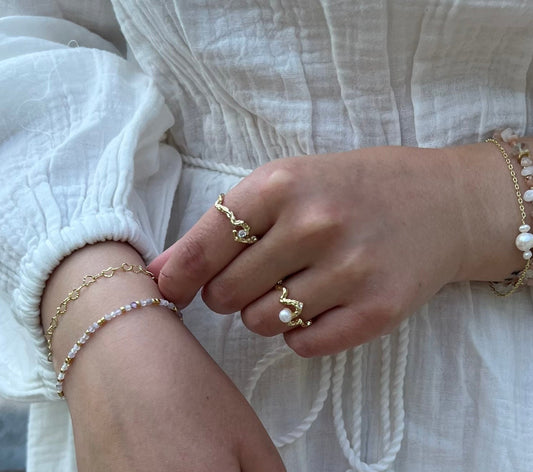 Ivy ring