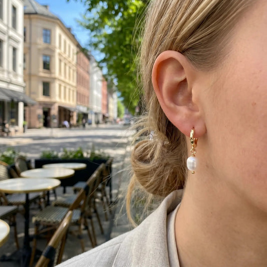Kelly earring