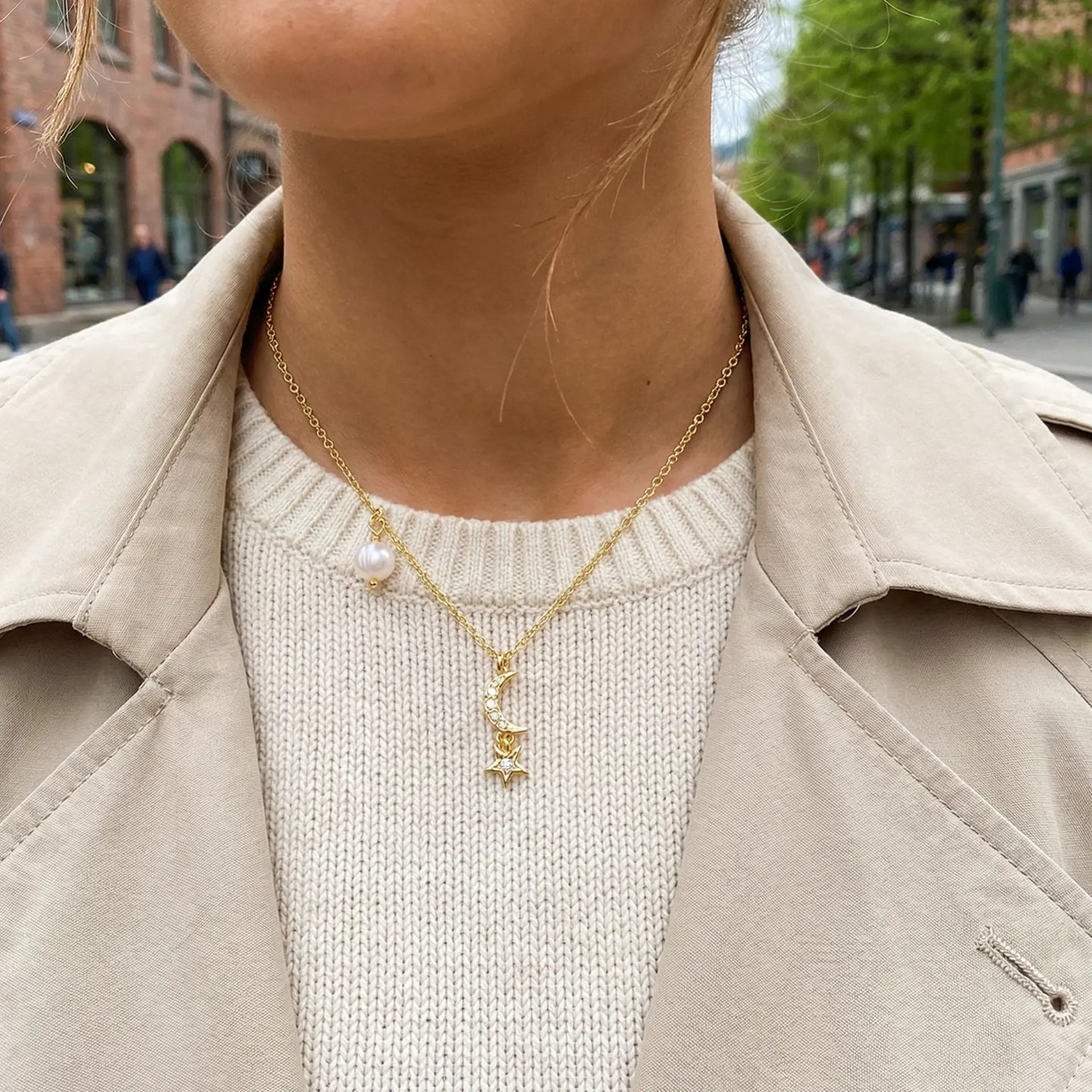 Toril necklace