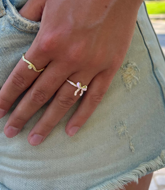 Bows ring