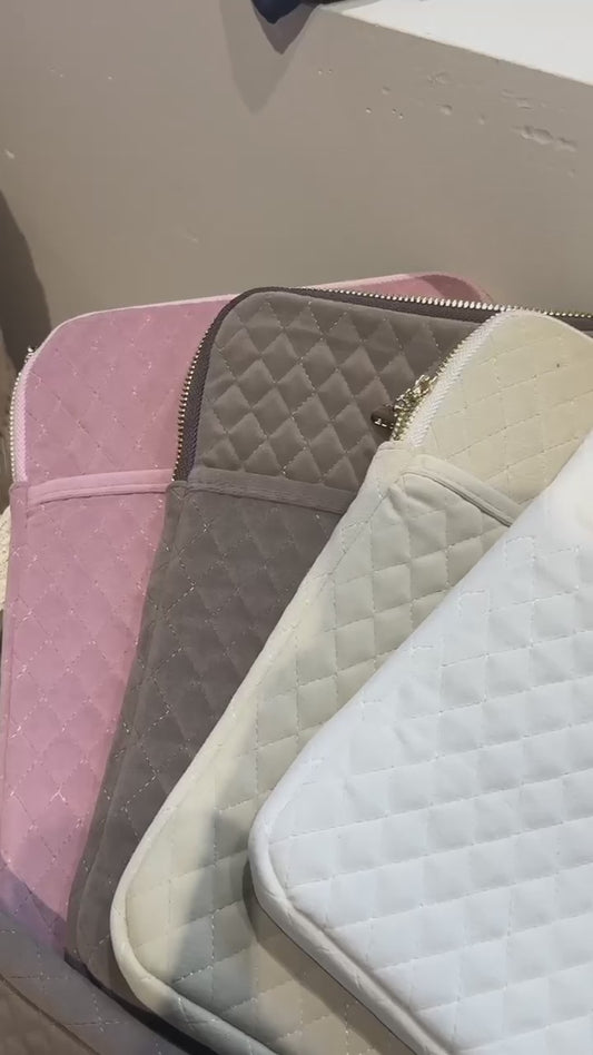 Elise iPadcase